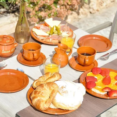 Porreti Farm stay *